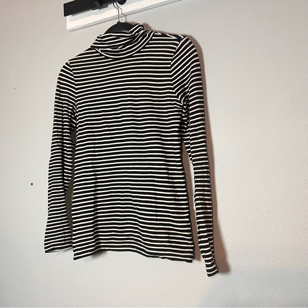 J. Crew Turtleneck Top Black White Stripe Cotton Size XS Lightweight